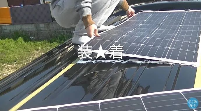 女生把破面包车改装成房车,女生把面包车改造成房车