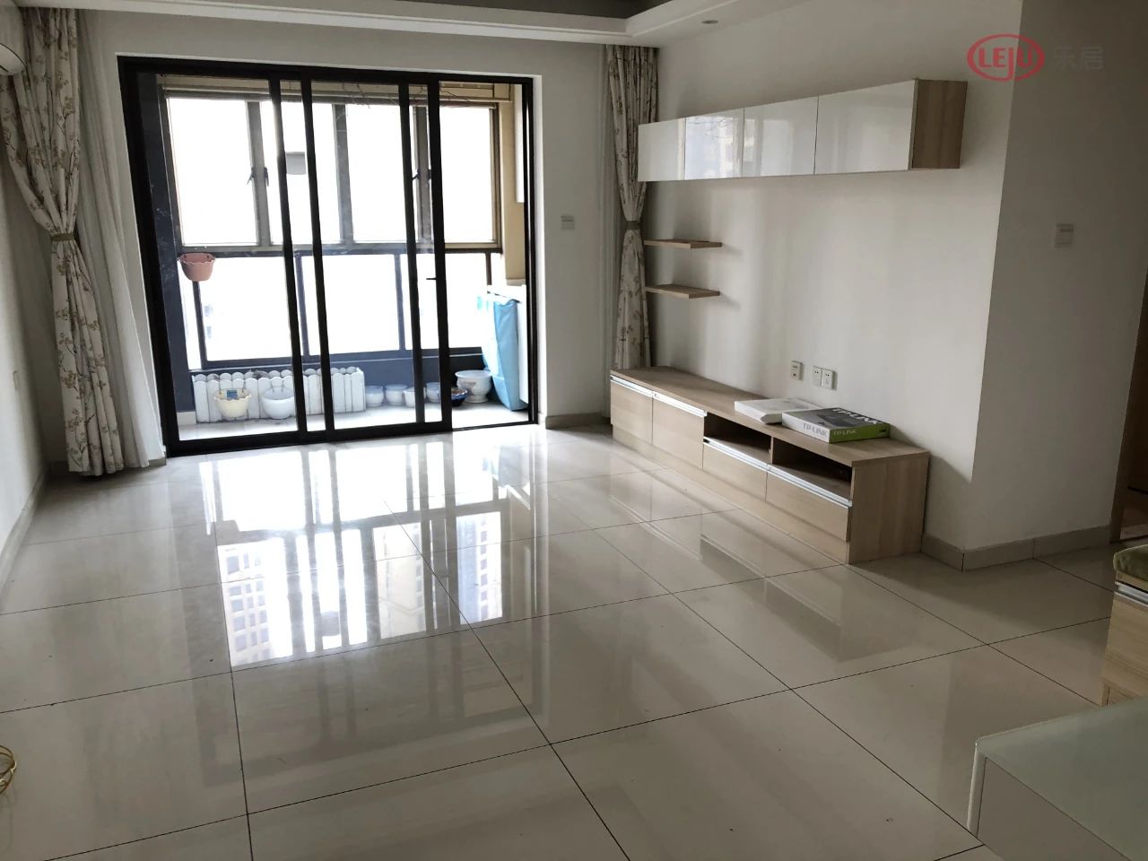 番禺万博圈附近的二手房,番禺万博买哪个二手楼盘好