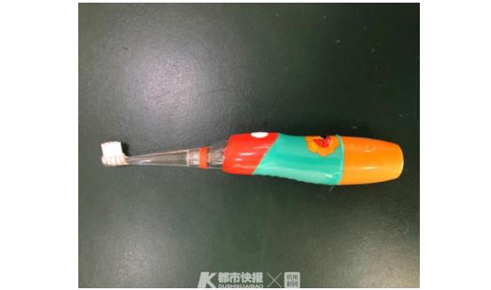 市面上的儿童电动牙刷质量过不过关？主要性能差异在哪儿？省消保委的比较试验结果来了