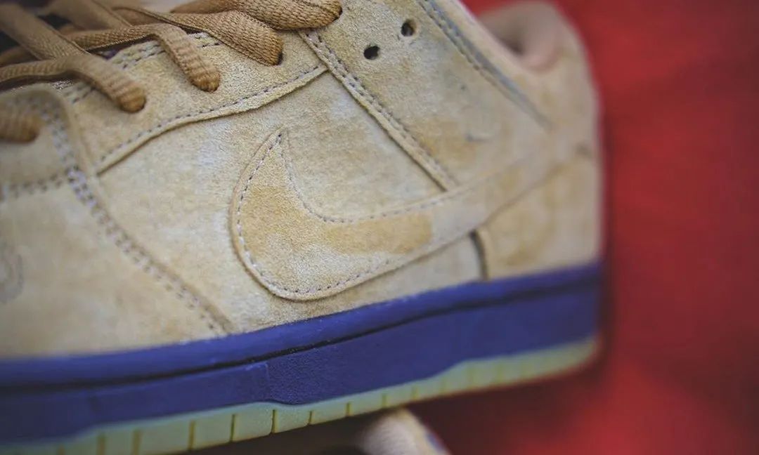 nikesbdunklow最新蓝绿上脚,nikedunksbow联名白绿配色