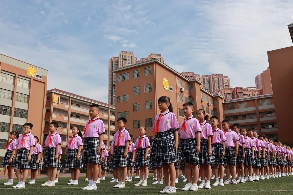 向作风顽疾亮剑,向不良作风亮剑向效能顽疾开刀