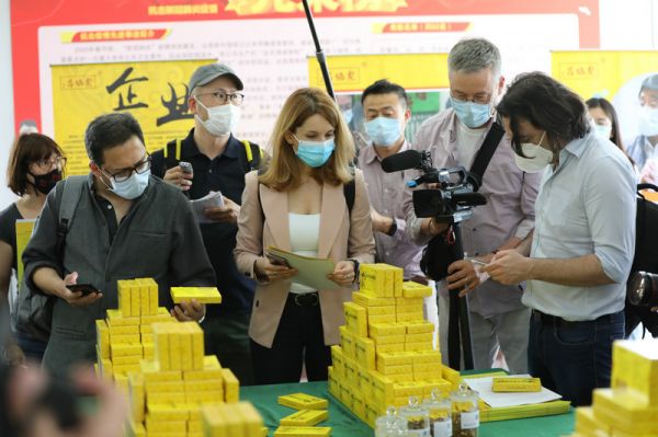 外国人体验北京文化,外国人感受北京冬奥