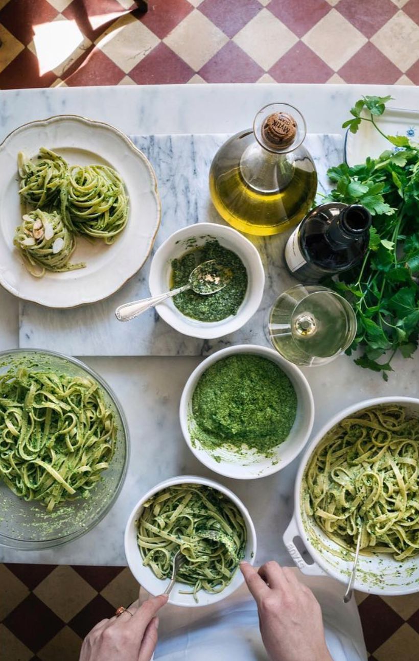 养十几只狗狗博主,网红养小土狗日常