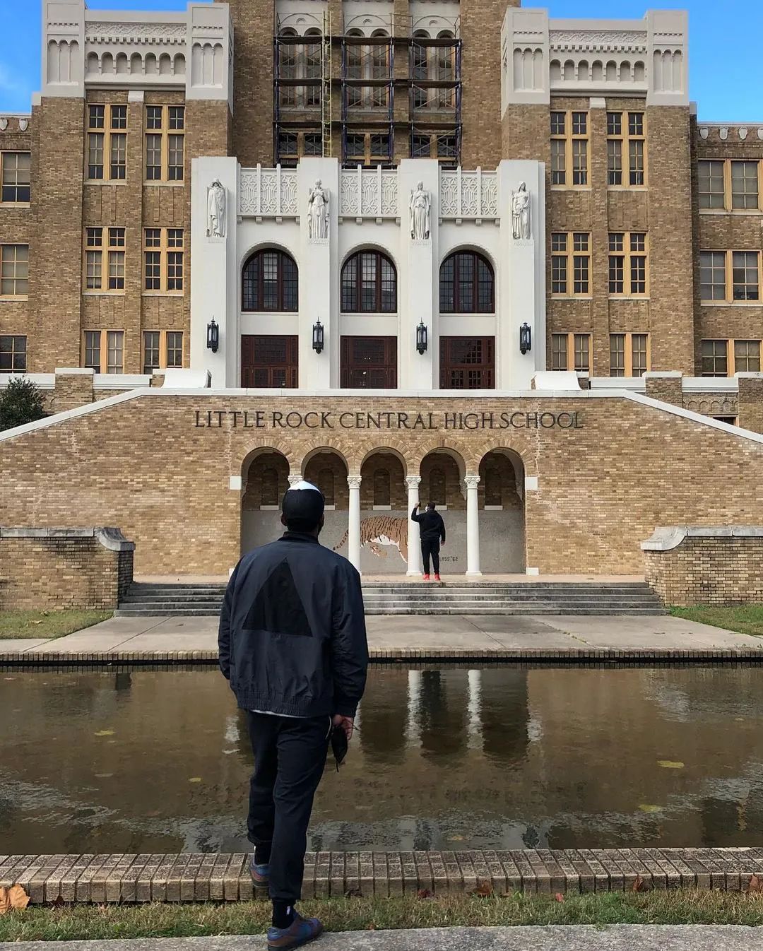 鍥藉唴绡悆鑱旇禌缇ゆ浜嬩欢,鍏ㄩ槦鍥存瑁佸垽