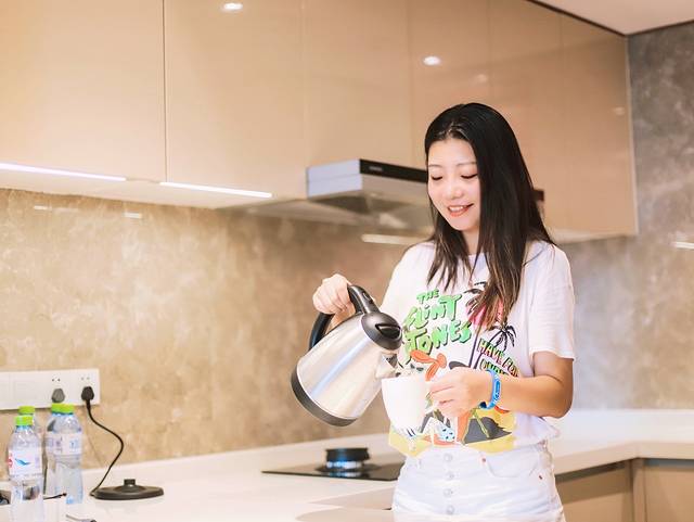 三亚海棠湾吃住攻略,三亚亚龙湾天下第一湾攻略