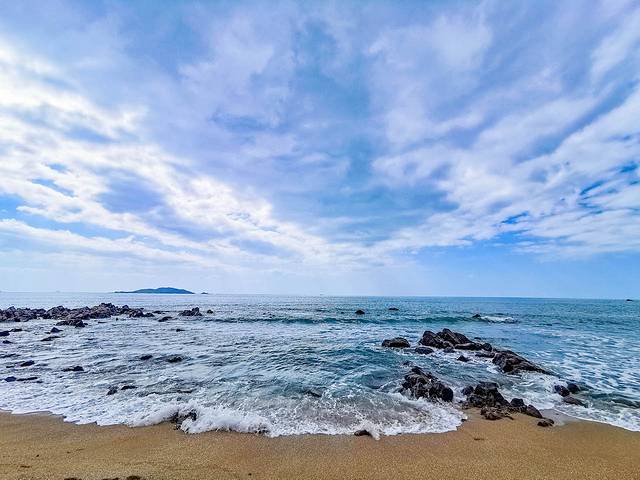 三亚海棠湾吃住攻略,三亚亚龙湾天下第一湾攻略