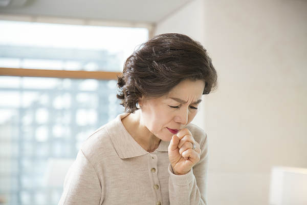 假牙铁丝钩不小心吞下怎么办,不小心把假牙戴钩子吞了怎么办