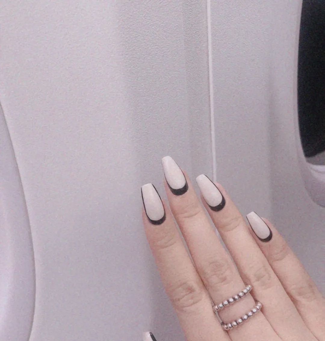 简单款美甲显手白高贵冬天,这100款秋冬美甲也太好看了吧