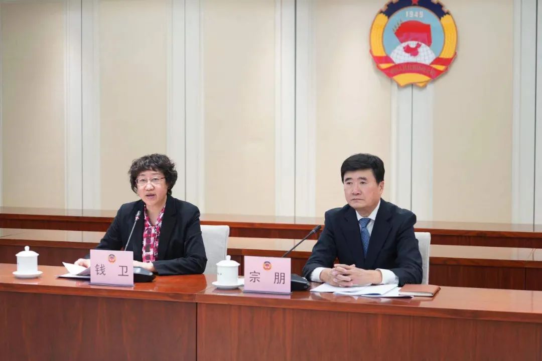 本次大会会期7天,大会确立了哪些制度