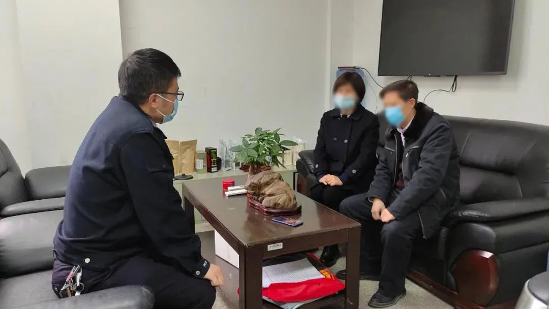 教练车违停,教练车违停曝光