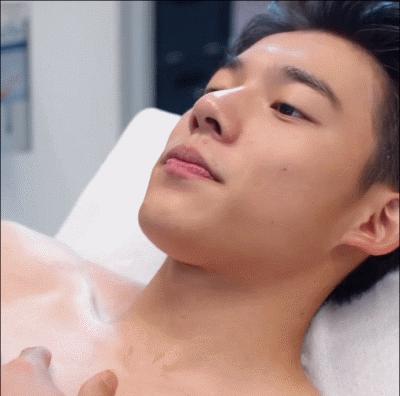 李嗣镕帅气视频,前国脚李明之子李嗣镕颜值