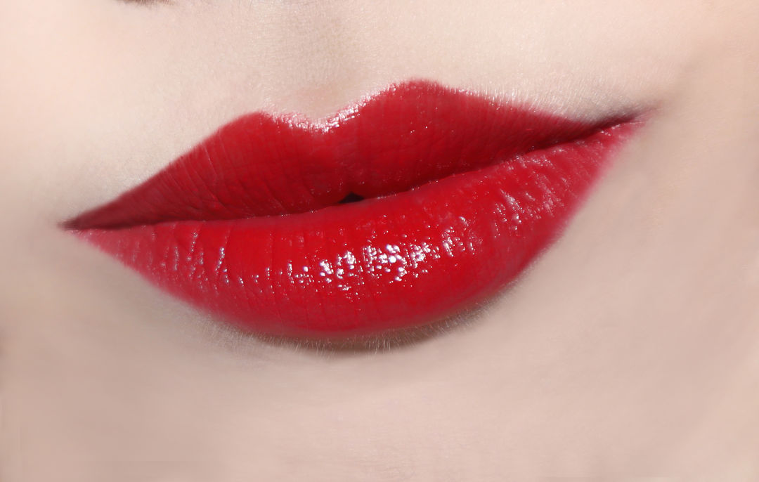 凭借不老神颜抢到男神45岁却难逃变老变丑的命运她到底做错了什么？