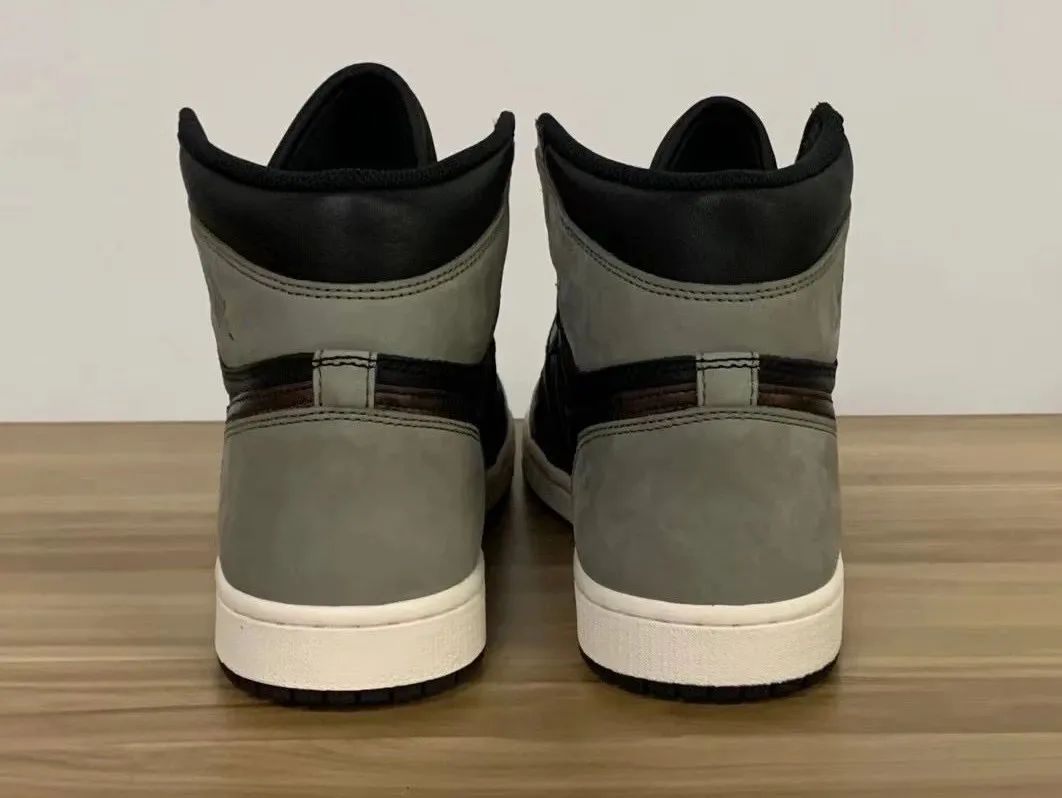 球鞋信息|NikeDunkHigh黄褐即将发售，红蓝鸳鸯AJ1曝光