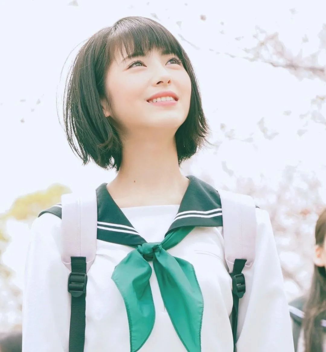 2021年大年流行的发型,2021会场流行发型