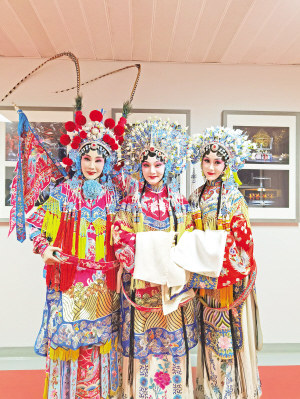 沏一杯茶下一句,沏一壶茶纯音乐