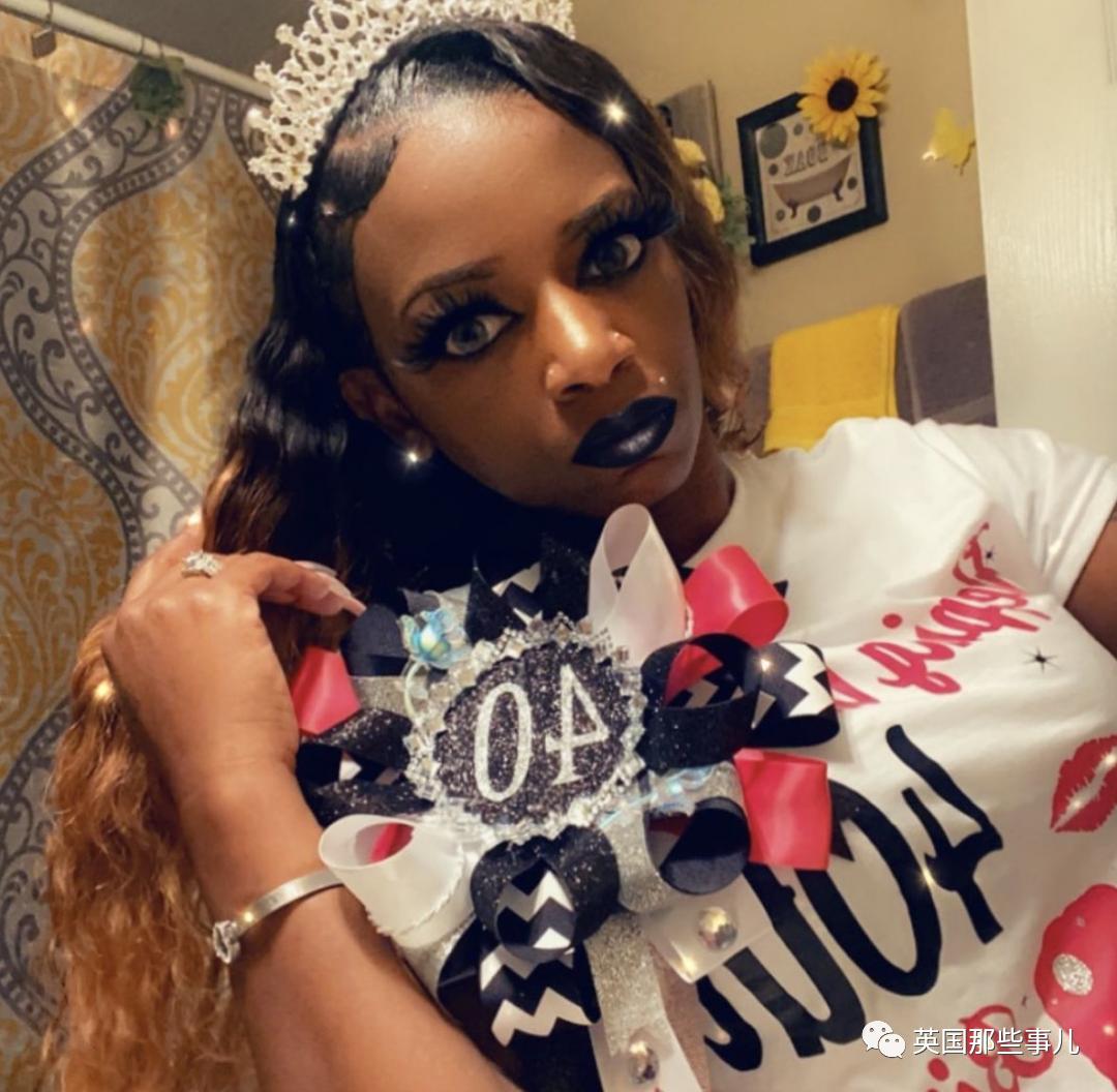 万能胶给头发定型,网红用万能胶