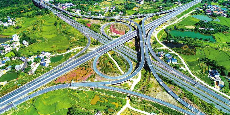 成渝双城经济圈对泸州影响,务实推进泸州深度发展