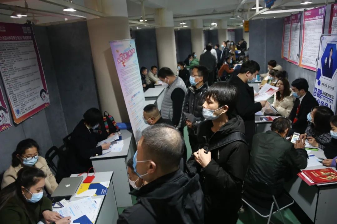 春风就业广场招聘会,求职新人看过来