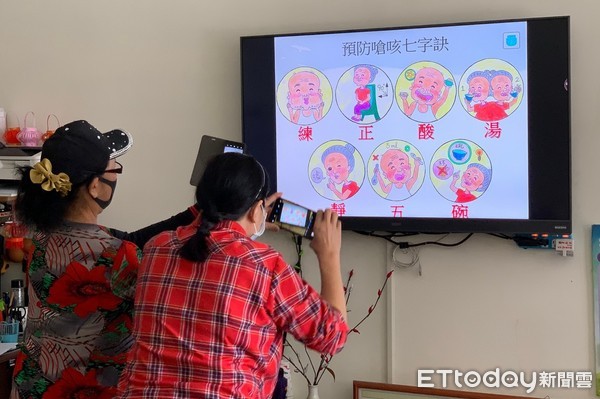 95岁吃饭总是呛咳怎么办,吃饭喝水呛咳中医疗法