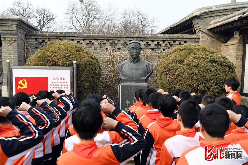 李大钊故居敬献鲜花,李大钊纪念馆寻访感想