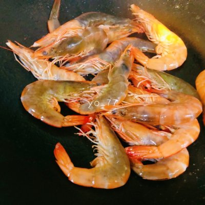 好吃到舔手的吮指大虾,吃一次就上瘾的家常菜