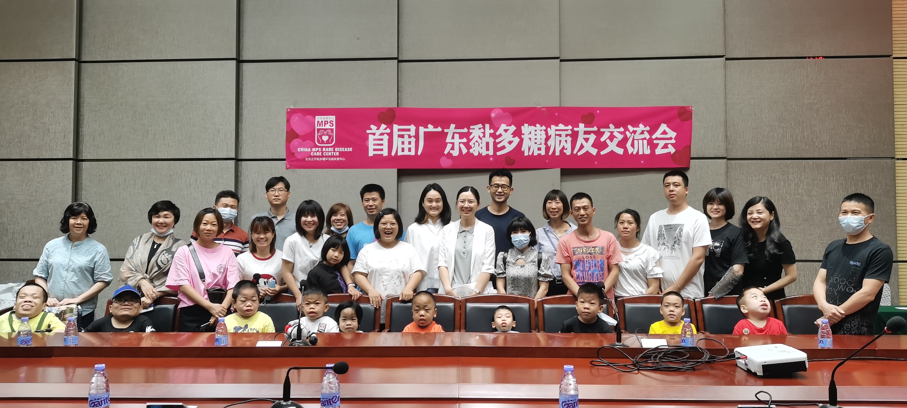 罕见病“黏宝宝”至暗时刻,罕见病黏宝宝