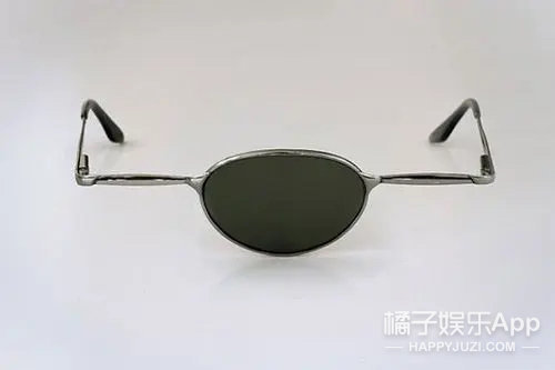 真设计鬼才!帽子是抽纸盒鞋子是充电宝,这确定不是给人添堵的?