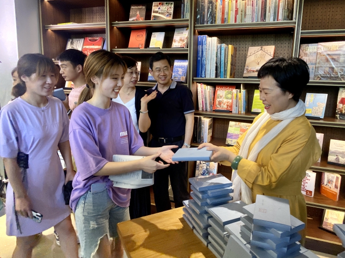 绱犺█瑗垮畨,绱犺█绱犺鏂颁功鍒嗕韩浼氬湪瑗垮畨涓惧姙