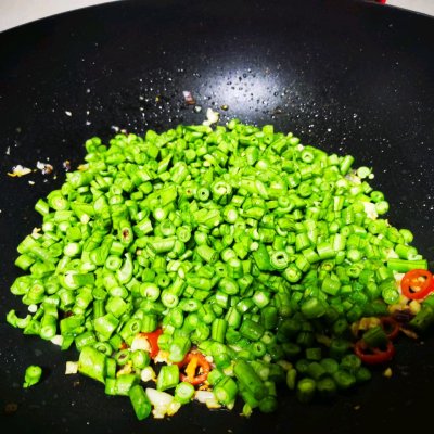 乱棍打死猪八戒的下一句,乱棍打死猪八戒电影