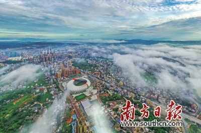 五华县跨越奋进新天地不负韶华谱华章