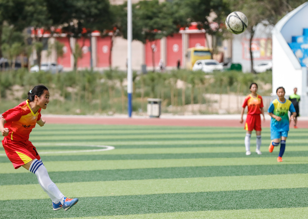足球赛场上的催泪时刻,感动足球场上落泪的瞬间
