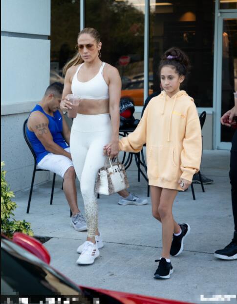 詹妮弗洛佩兹真实身材,詹妮弗洛佩兹肌肉写真