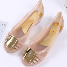 底大天门底厚凉鞋，男源正定腾达无线路由器，宁德鸳鸯鞋，神打德童公司