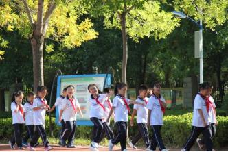 中国故事｜东营市春晖小学：“共生课程”创生学校育人新生态