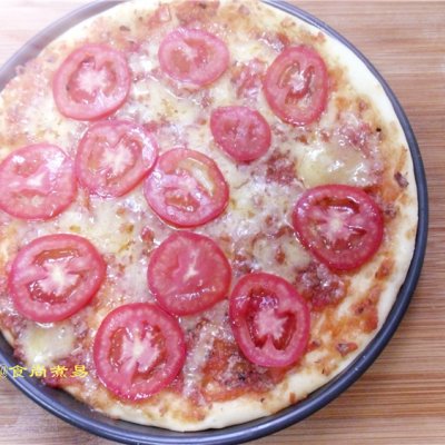 #2021趣味披萨组——芝香“食”趣#番茄肠仔拉丝披萨