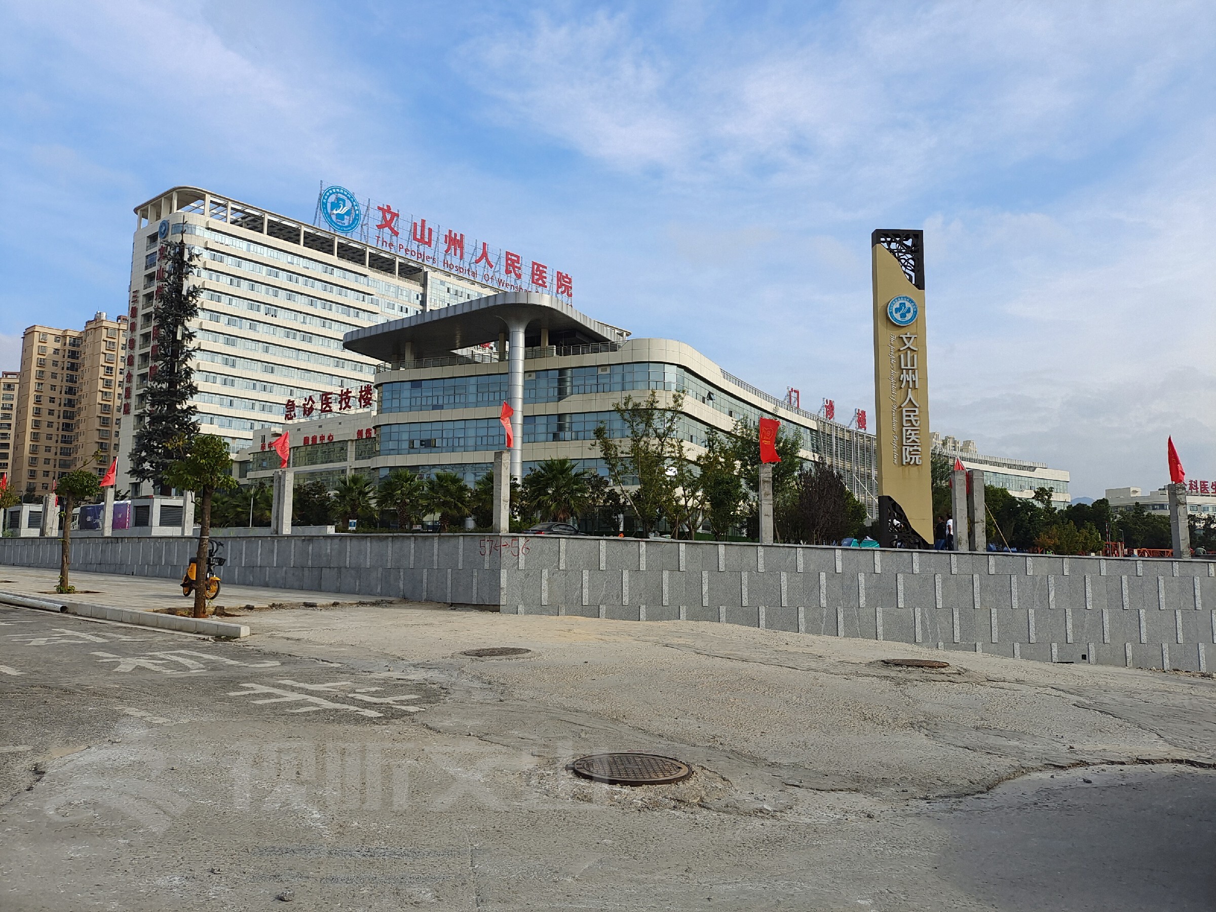 在野外被蛇咬自救,户外被蛇咬伤急求办法