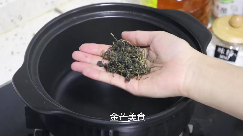 新砂锅忘记开锅了怎么补救,熬药的砂锅怎么开锅才不会开裂