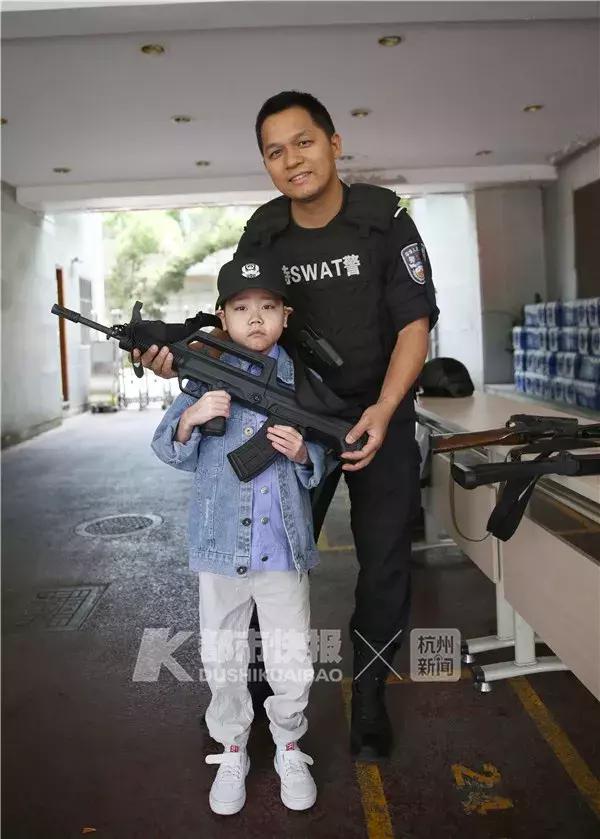 我想当警察原声视频,我想当警察正常吗