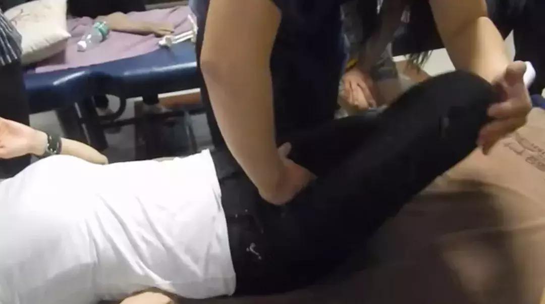 风靡朋友圈的「徒手缩阴」术真的有效吗？