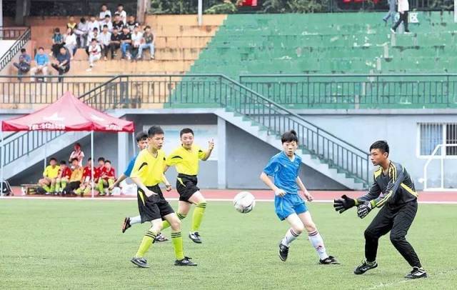 从“牢笼”到“球长”：让每一个足球都能回家