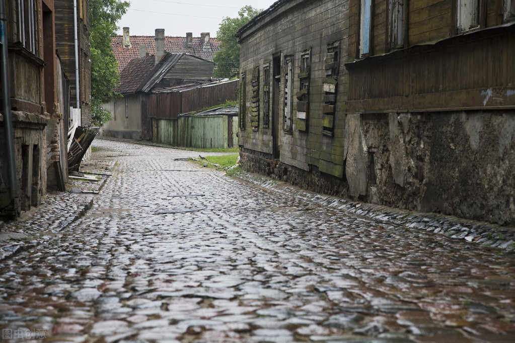 低楼层潮湿如何处理,南方潮湿选高楼层还是低楼层