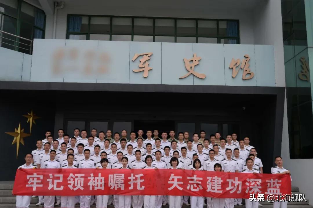 后浪奔涌在时代的潮流里,后浪奔涌而来