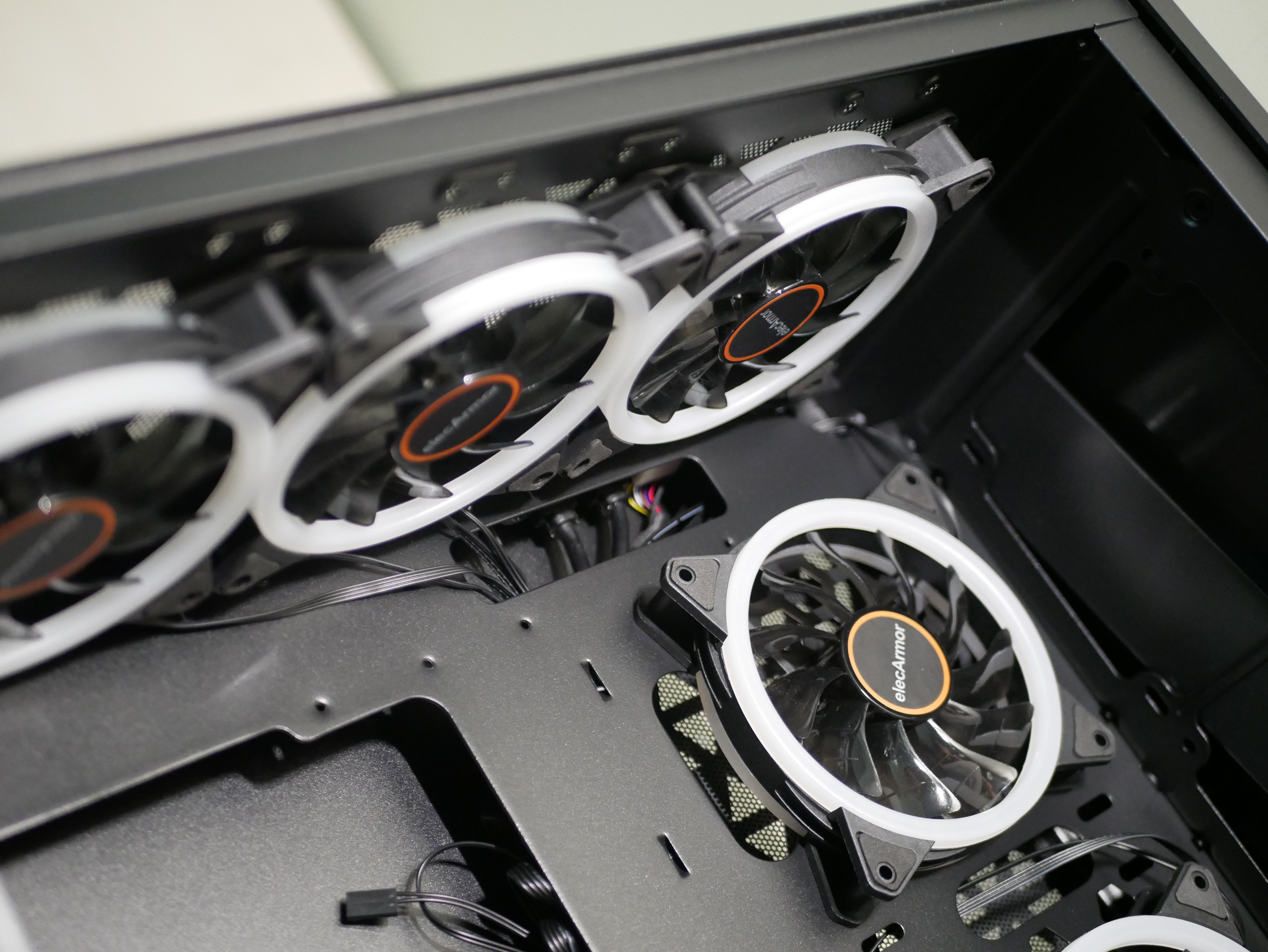 rgb机箱灯光效果,rgb机箱电源线