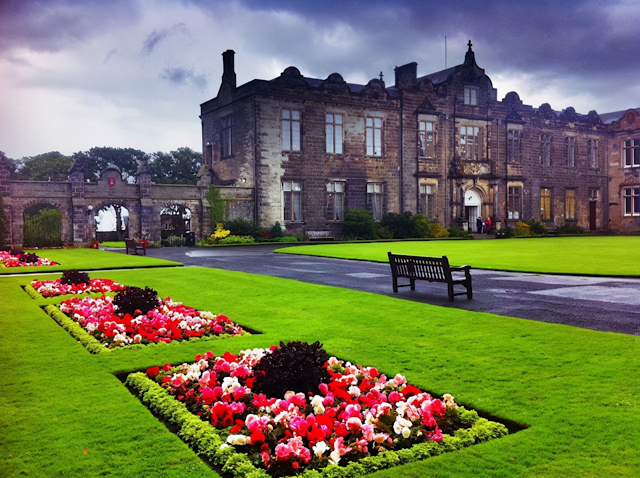 圣安德鲁斯大学相当于什么档次,圣安德鲁斯大学在英国哪里