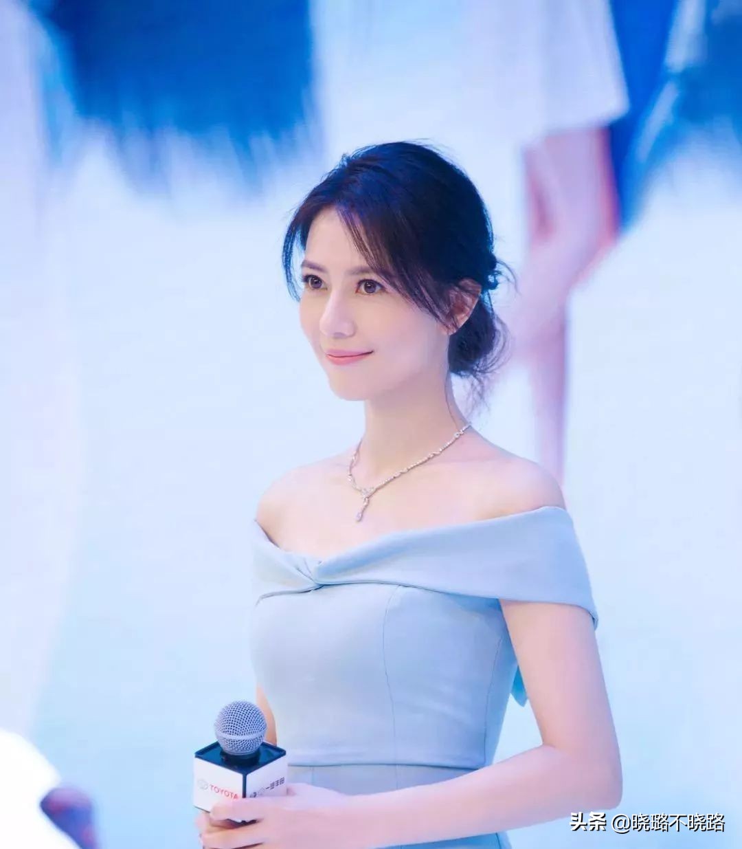 脸型有缺陷的什么发型比较好,脸型不对称什么样的发型好看