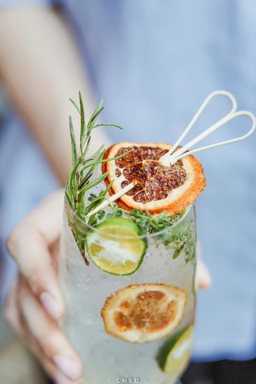 家楼下的「茶饮咖啡+精酿」，从清醒到微醺都给你安排上