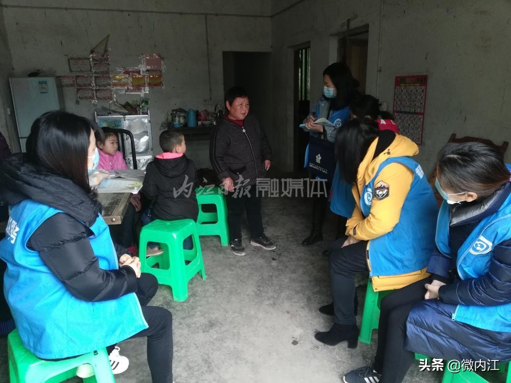 关爱留守老人送温暖活动,关爱老人温暖新春公益活动