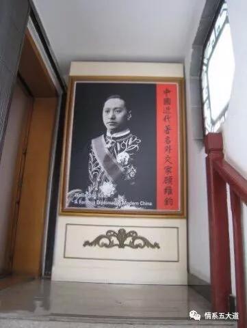 那个被美国总统救下的女孩最终红颜薄命