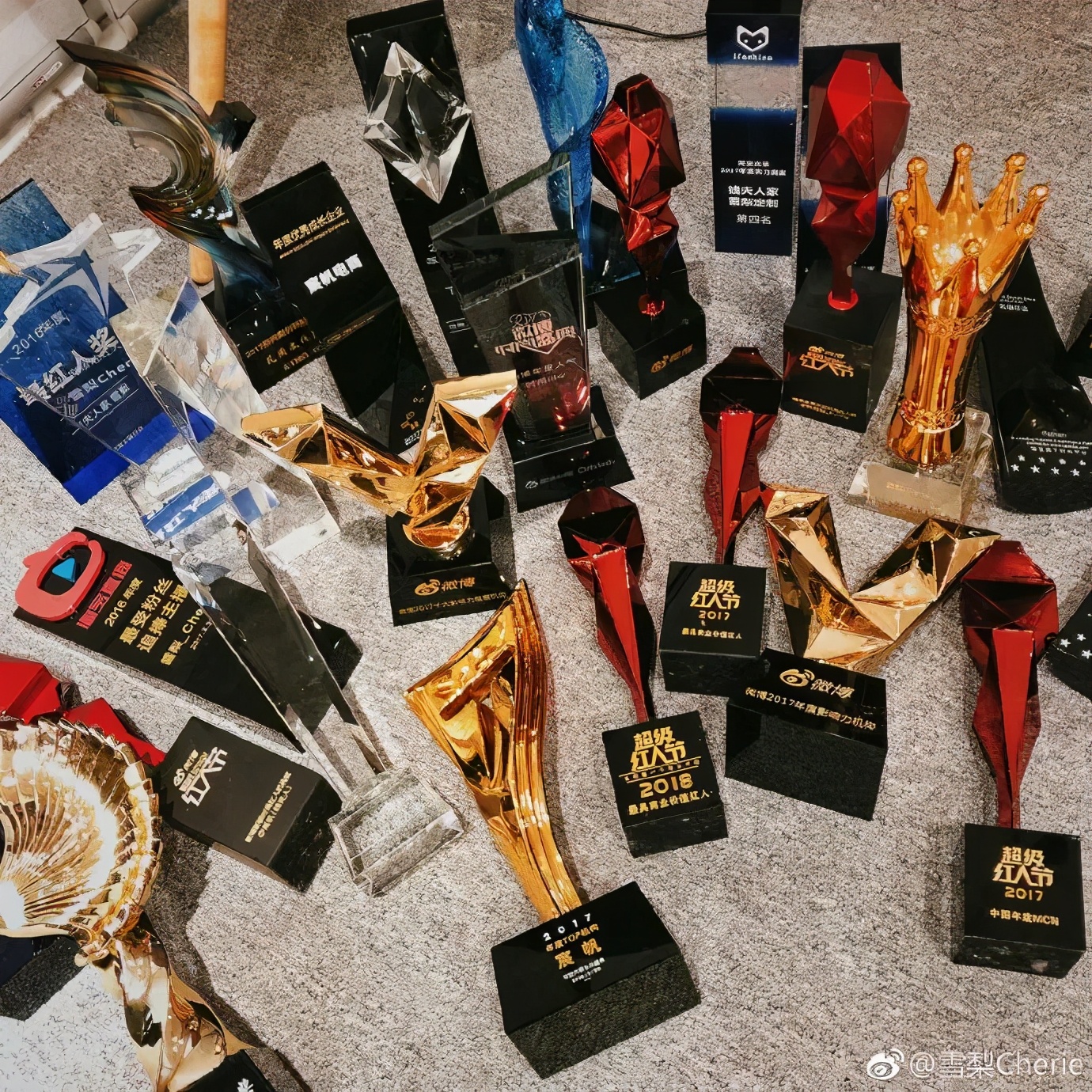 早期淘宝出名的淘宝模特,有哪些明星是淘宝模特出身