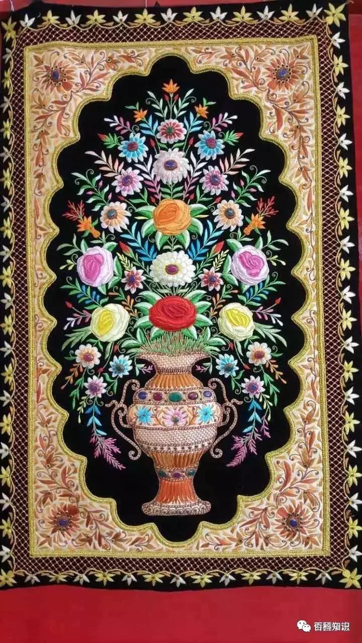 刺绣黄袍画,国画刺绣衣服